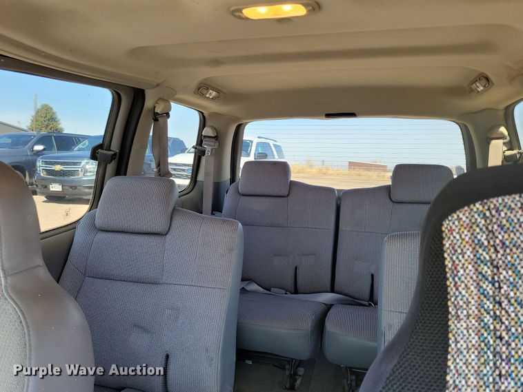 image for item NB9954 2003 Chevrolet  Venture van