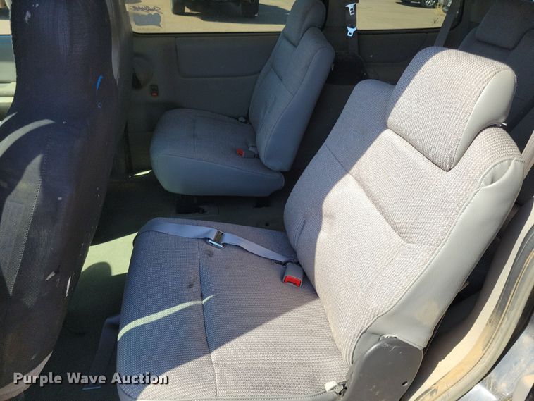 image for item NB9954 2003 Chevrolet  Venture van