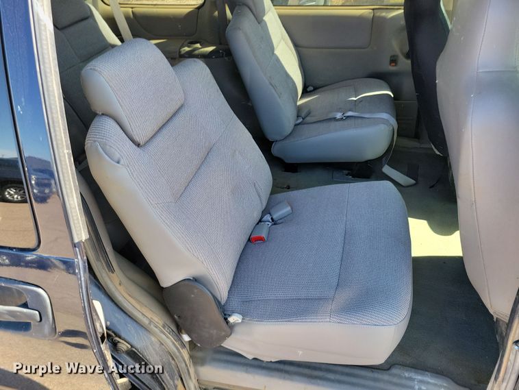 image for item NB9954 2003 Chevrolet  Venture van