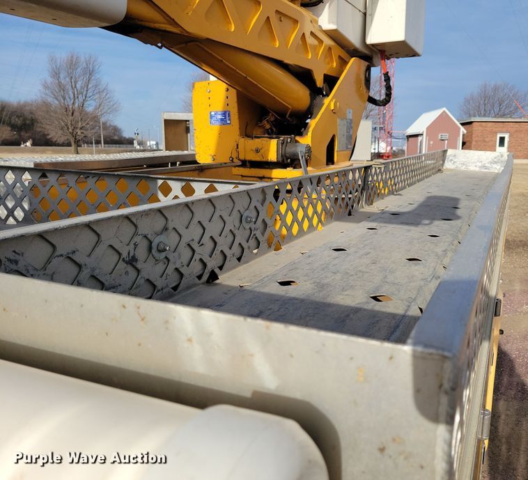 image for item NB9956 2007 Ford F750 Super Duty bucket truck