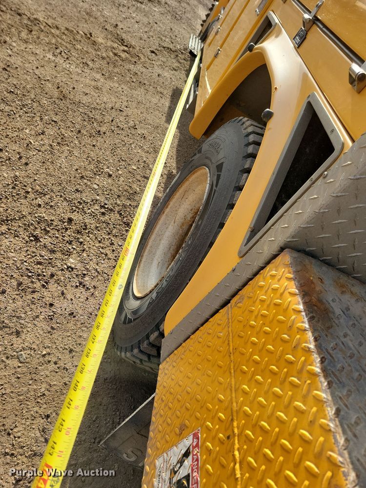 image for item NB9956 2007 Ford F750 Super Duty bucket truck