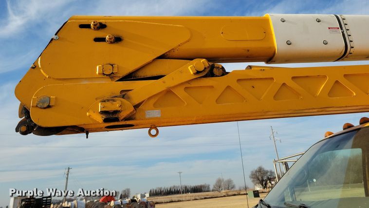 image for item NB9956 2007 Ford F750 Super Duty bucket truck