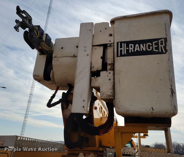 image for item NB9956 2007 Ford F750 Super Duty bucket truck