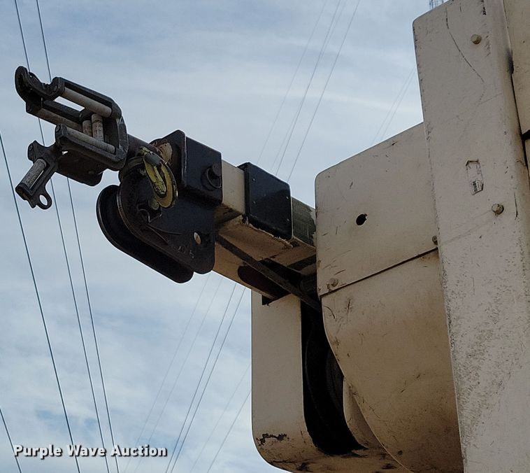 image for item NB9956 2007 Ford F750 Super Duty bucket truck