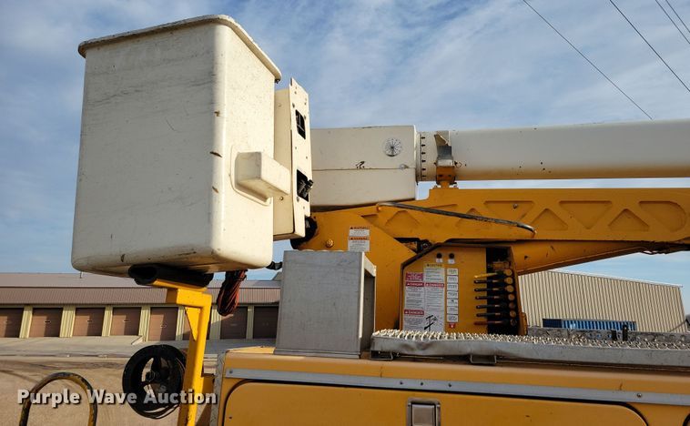 image for item NB9956 2007 Ford F750 Super Duty bucket truck