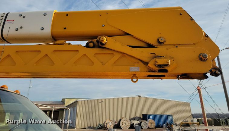 image for item NB9956 2007 Ford F750 Super Duty bucket truck