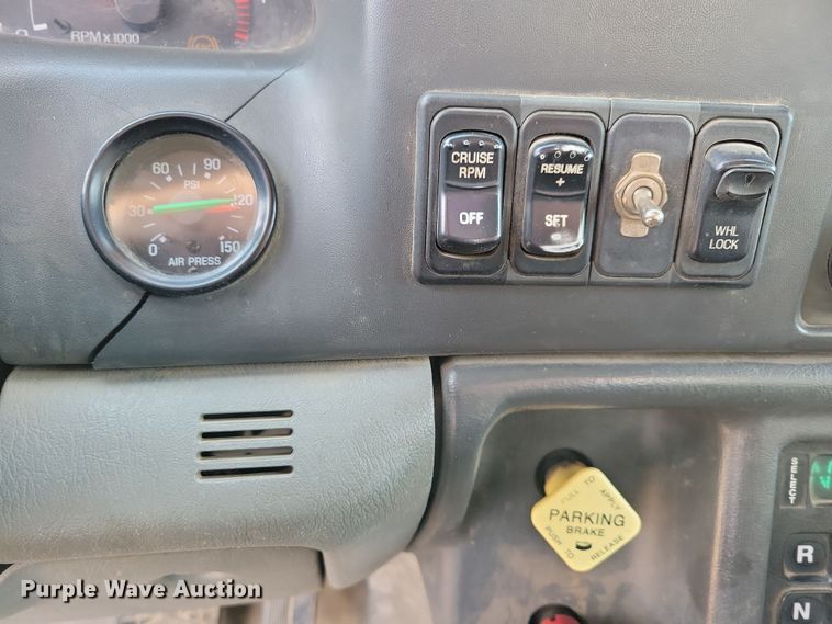 image for item NB9956 2007 Ford F750 Super Duty bucket truck