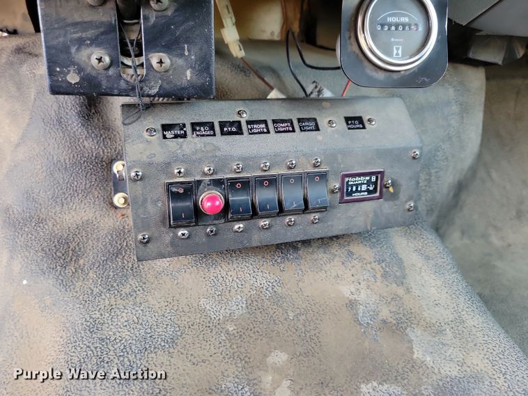 image for item NB9956 2007 Ford F750 Super Duty bucket truck