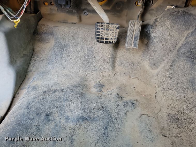 image for item NB9956 2007 Ford F750 Super Duty bucket truck