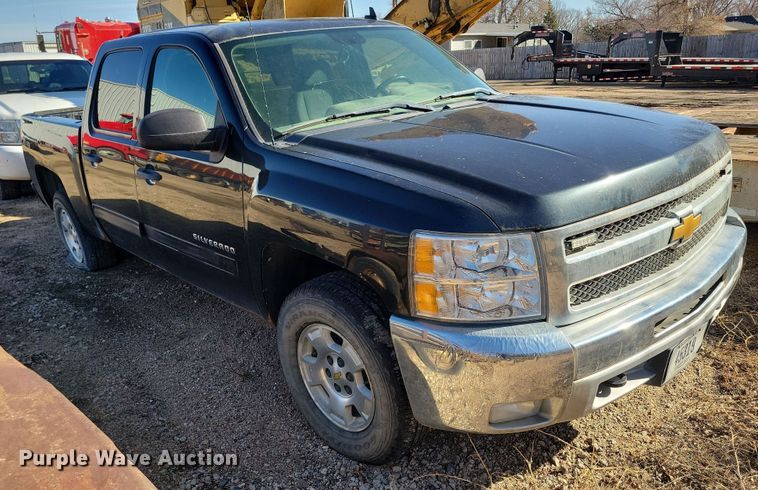 image for item NB9957 2012 Chevrolet  Silverado 1500 Crew Cab pickup truck