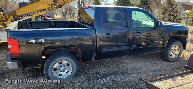 image for item NB9957 2012 Chevrolet  Silverado 1500 Crew Cab pickup truck
