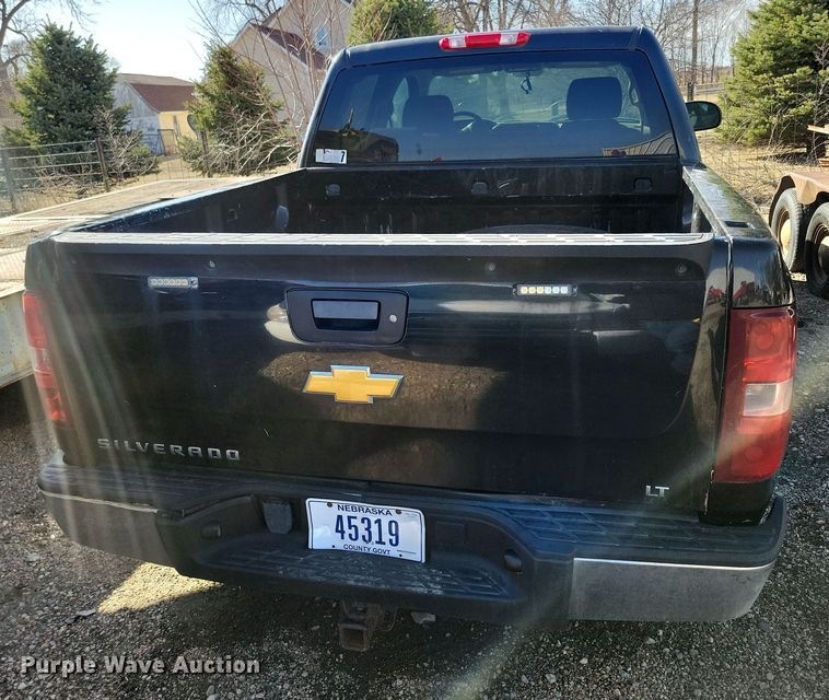 image for item NB9957 2012 Chevrolet  Silverado 1500 Crew Cab pickup truck