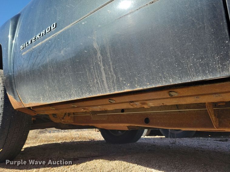 image for item NB9957 2012 Chevrolet  Silverado 1500 Crew Cab pickup truck