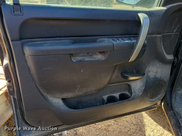 image for item NB9957 2012 Chevrolet  Silverado 1500 Crew Cab pickup truck