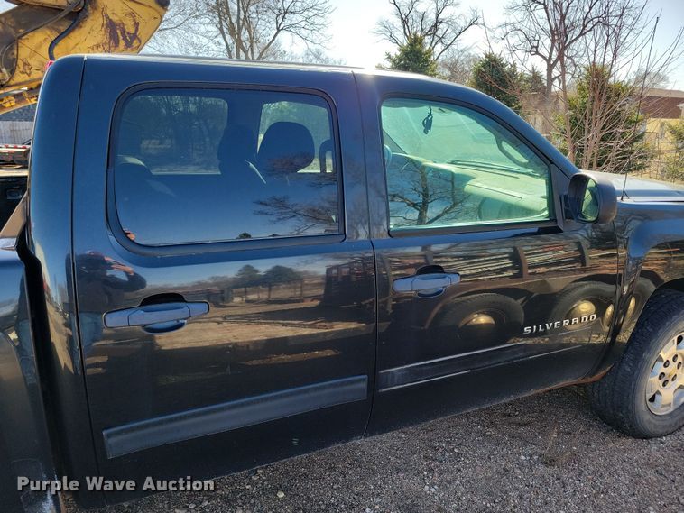 image for item NB9957 2012 Chevrolet  Silverado 1500 Crew Cab pickup truck