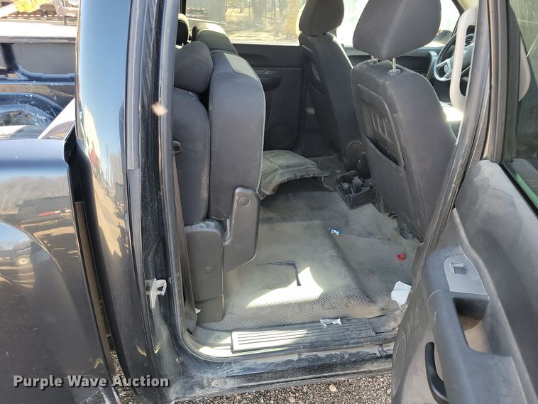 image for item NB9957 2012 Chevrolet  Silverado 1500 Crew Cab pickup truck