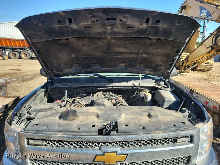 image for item NB9957 2012 Chevrolet  Silverado 1500 Crew Cab pickup truck