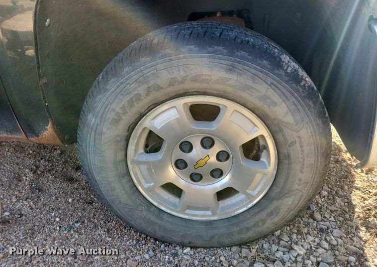 image for item NB9957 2012 Chevrolet  Silverado 1500 Crew Cab pickup truck