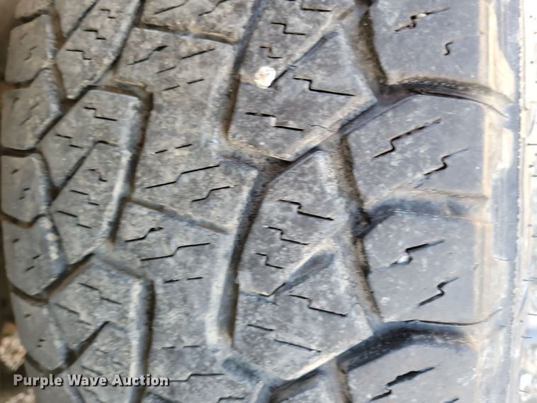 image for item NB9958 2010 Chevrolet  Silverado 1500 Crew Cab pickup truck