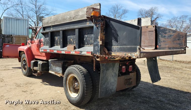 image for item NB9961 1987 Ford F800 dump truck