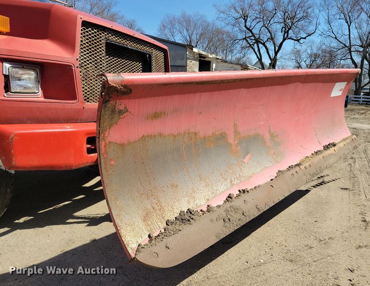 image for item NB9961 1987 Ford F800 dump truck