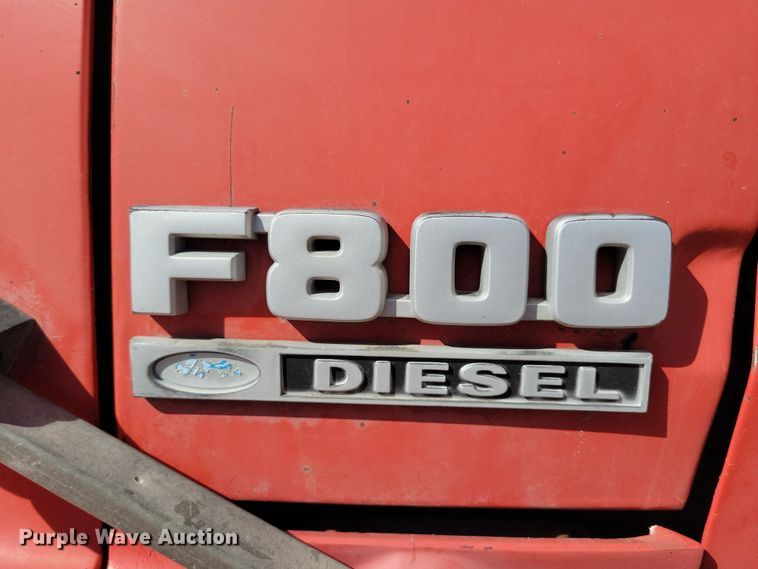 image for item NB9961 1987 Ford F800 dump truck