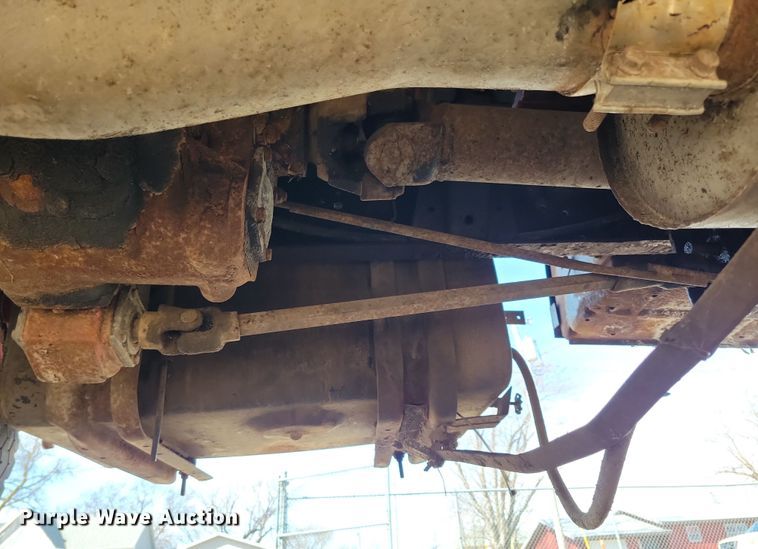 image for item NB9961 1987 Ford F800 dump truck