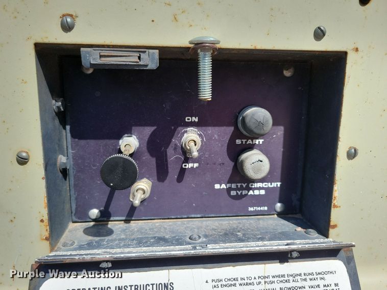 image for item NB9962 Ingersoll Rand 100 air compressor