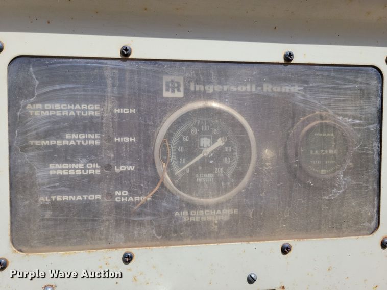 image for item NB9962 Ingersoll Rand 100 air compressor