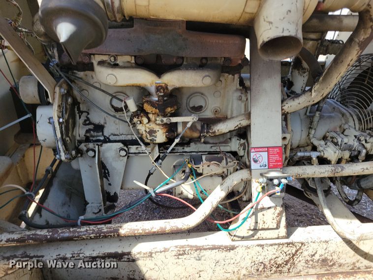 image for item NB9962 Ingersoll Rand 100 air compressor