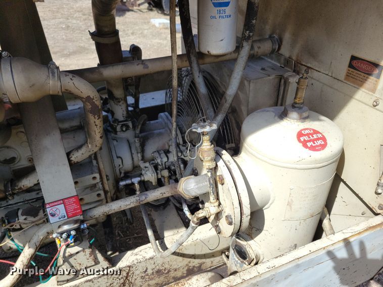 image for item NB9962 Ingersoll Rand 100 air compressor