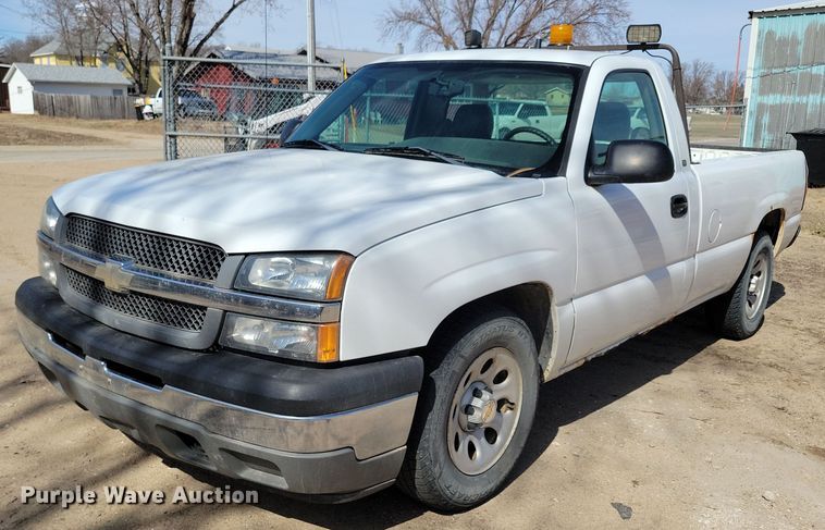 image for item NB9964 2005 Chevrolet Silverado 1500 pickup truck