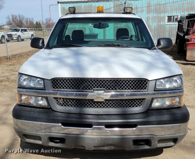 image for item NB9964 2005 Chevrolet Silverado 1500 pickup truck