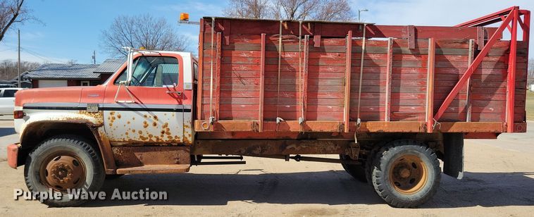 image for item NB9965 1974 Chevrolet C60 grain truck