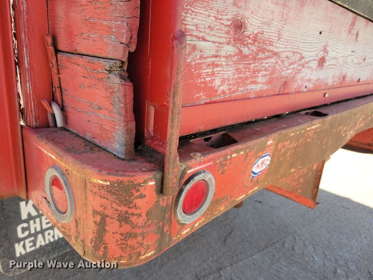 image for item NB9965 1974 Chevrolet C60 grain truck