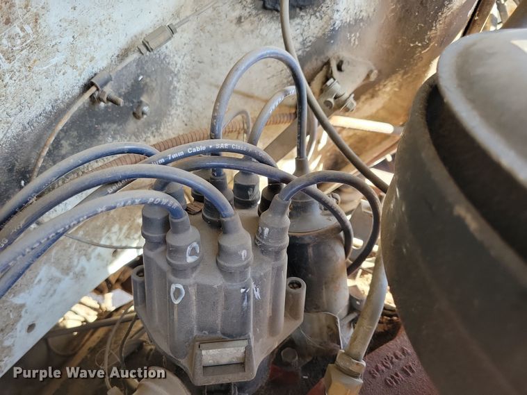 image for item NB9965 1974 Chevrolet C60 grain truck