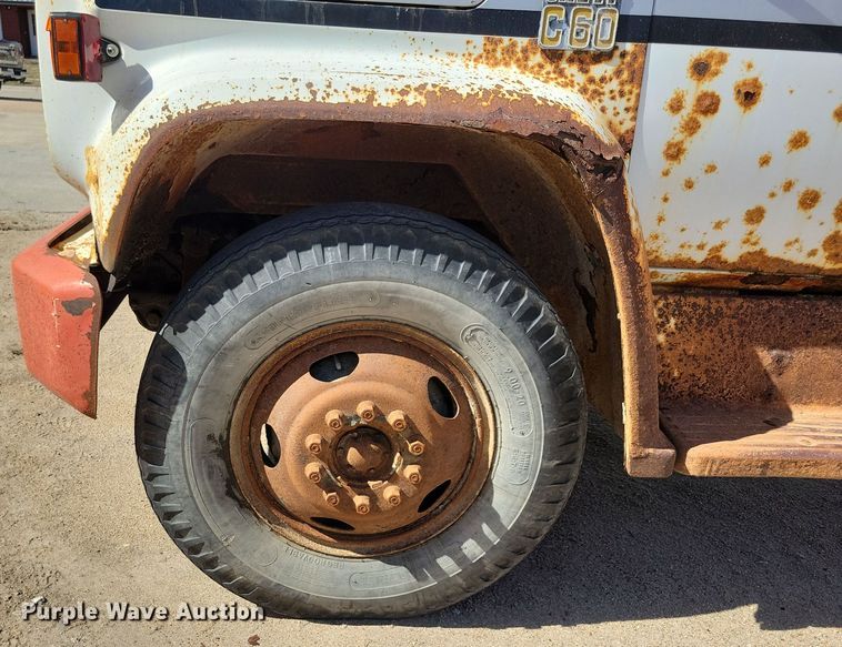 image for item NB9965 1974 Chevrolet C60 grain truck