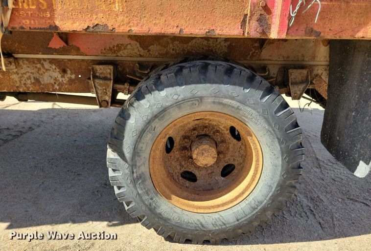 image for item NB9965 1974 Chevrolet C60 grain truck