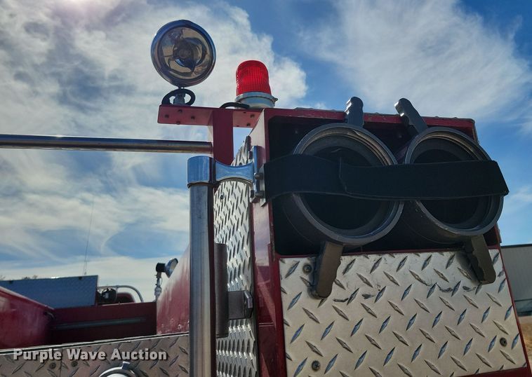 image for item NB9966 1988 GMC C7000 pumper fire truck