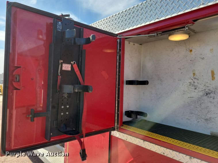 image for item NB9966 1988 GMC C7000 pumper fire truck