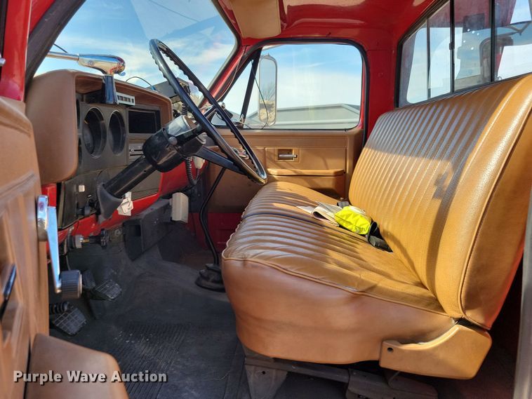 image for item NB9966 1988 GMC C7000 pumper fire truck