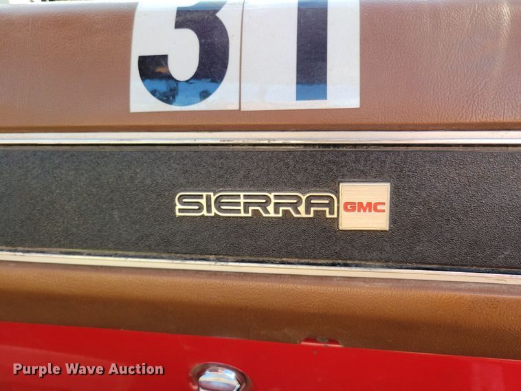 image for item NB9966 1988 GMC C7000 pumper fire truck