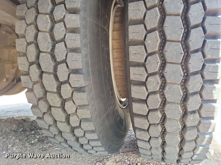 image for item NB9966 1988 GMC C7000 pumper fire truck