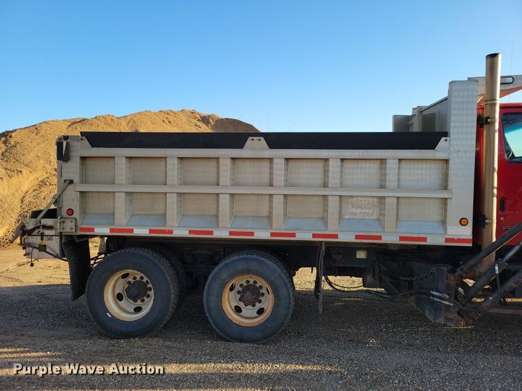 image for item NB9967 2002 Sterling LT9500 dump truck