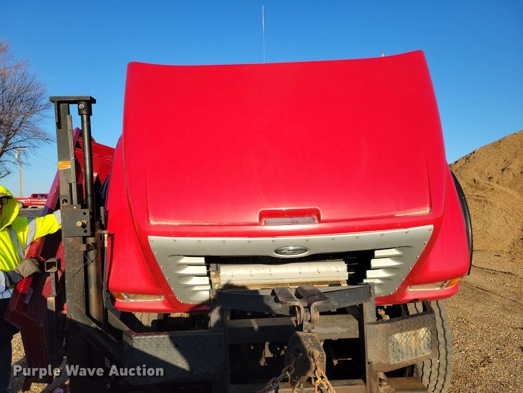 image for item NB9967 2002 Sterling LT9500 dump truck