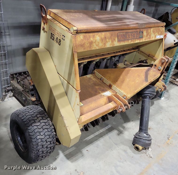 image for item NB9972 1991 Land Pride  0S1548 grain drill