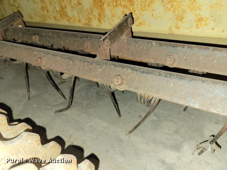 image for item NB9972 1991 Land Pride  0S1548 grain drill