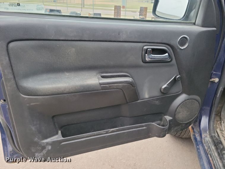 image for item NB9973 2009 GMC Canyon pickup truck