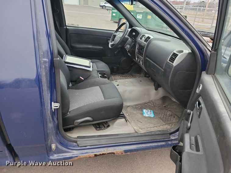 image for item NB9973 2009 GMC Canyon pickup truck