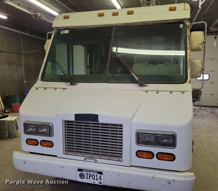 image for item NB9975 1997 Chevrolet  CP30 delivery van